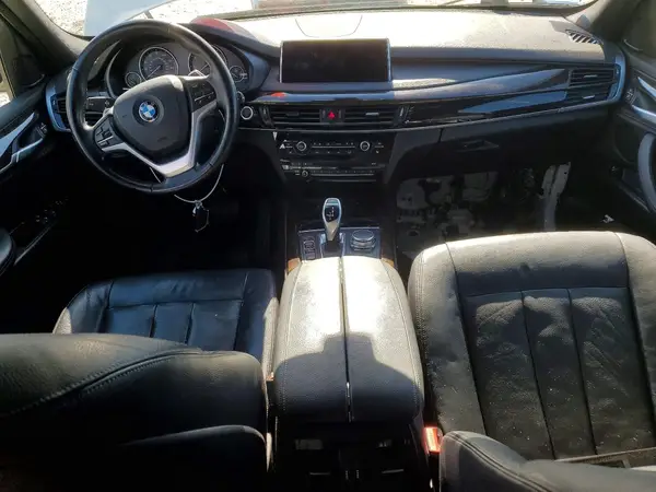 5UXKR0C5XJ0X84399 2018 BMW X5 - Image 8