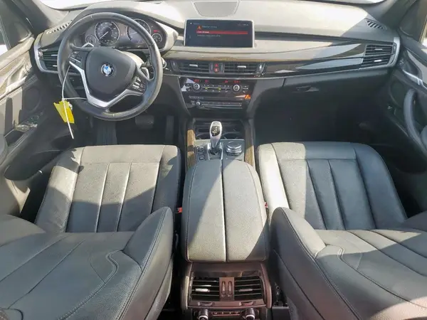 5UXKR0C5XJ0X89232 2018 BMW X5 - Image 8
