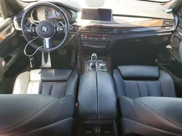 5UXKR0C5XJ0X91482 2018 BMW X5 - Image 8