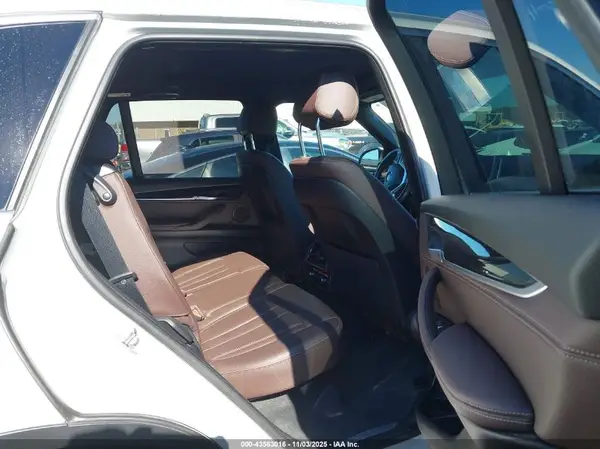 5UXKR0C5XJ0X92812 2018 BMW X5 - Image 8