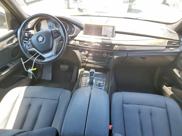 5UXKR0C5XJ0X92910 2018 BMW X5 - Image 8