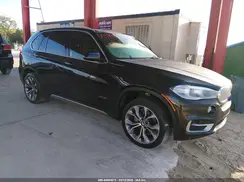 5UXKR0C5XJ0X94673 2018 BMW X5