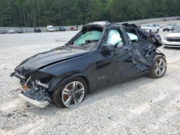 5UXKR0C5XJ0X95922 2018 BMW X5 - Image 1
