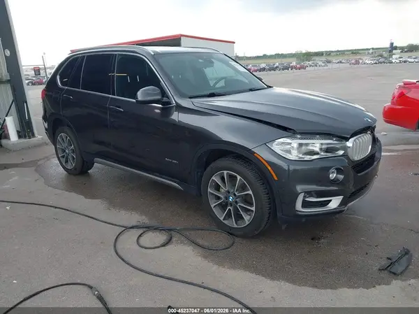 5UXKR0C5XJ0X96326 2018 BMW X5 - Image 1