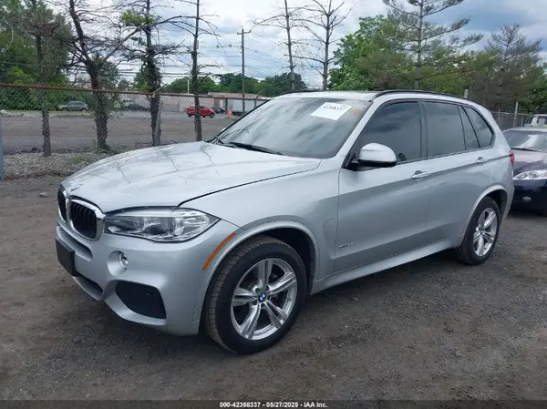 5UXKR0C5XJ0Y00343 2018 BMW X5 - Image 2