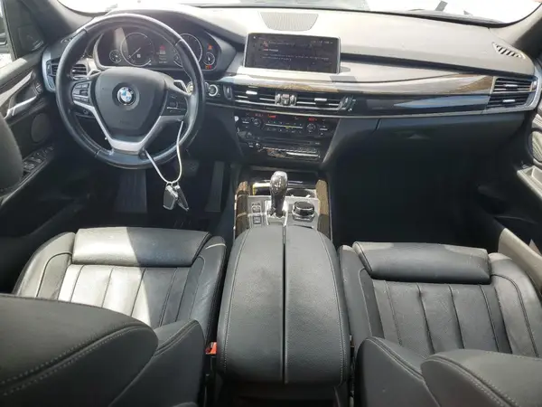 5UXKR0C5XJ0Y00889 2018 BMW X5 - Image 8
