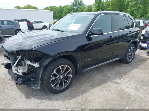 5UXKR0C5XJ0Y05185 2018 BMW X5 - Image 2