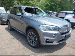 5UXKR0C5XJ0Y06336 2018 BMW X5