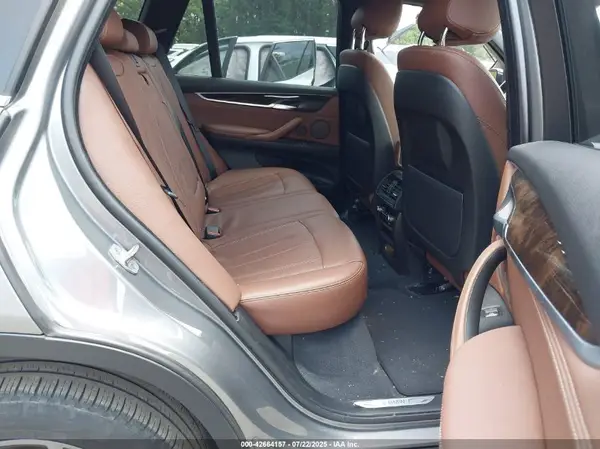 5UXKR0C5XJ0Y06336 2018 BMW X5 - Image 8