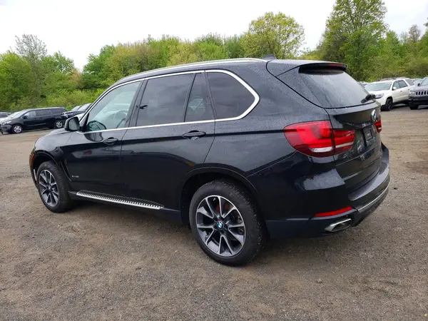 5UXKR0C5XJL072005 2018 BMW X5 - Image 2