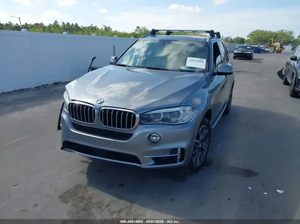 5UXKR0C5XJL072554 2018 BMW X5 - Image 2