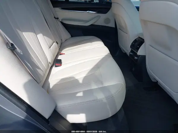 5UXKR0C5XJL072554 2018 BMW X5 - Image 8