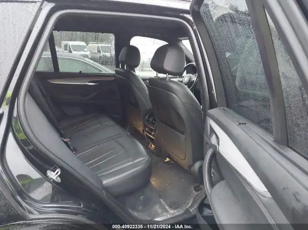 5UXKR0C5XJL074367 2018 BMW X5 - Image 8