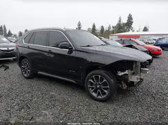 5UXKR0C5XJL074644 2018 BMW X5