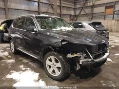 5UXKR0C5XJL074899 2018 BMW X5