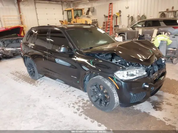 5UXKR0C5XJL075843 2018 BMW X5 - Image 1