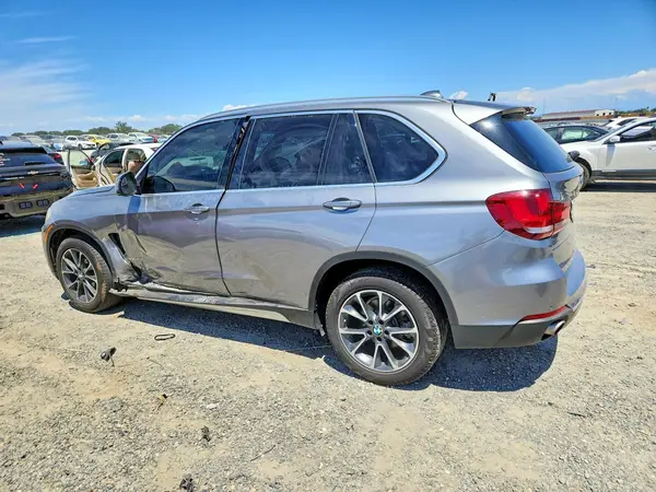 5UXKR2C30H0U22621 2017 BMW X5 - Image 2