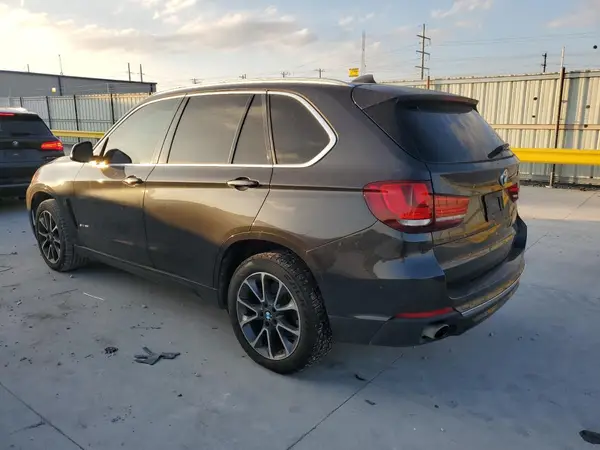 5UXKR2C30H0U23798 2017 BMW X5 - Image 2