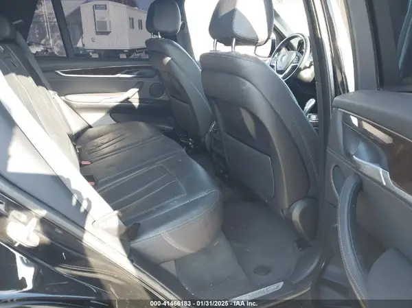 5UXKR2C30H0W43216 2017 BMW X5 - Image 8