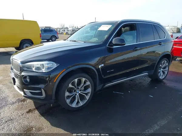 5UXKR2C30H0X06136 2017 BMW X5 - Image 2