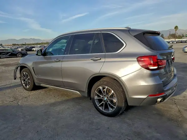5UXKR2C31H0U23678 2017 BMW X5 - Image 2