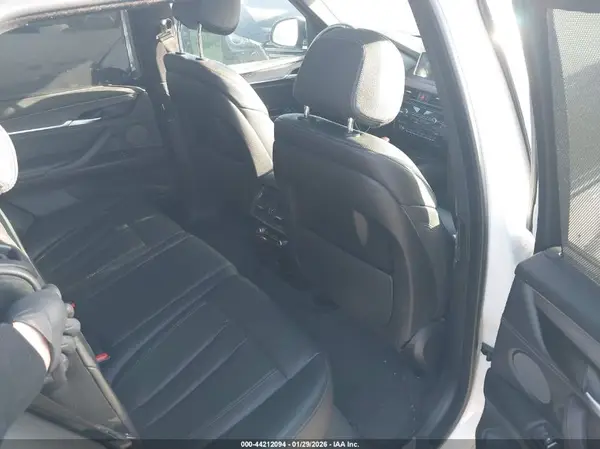5UXKR2C31H0U24135 2017 BMW X5 - Image 8