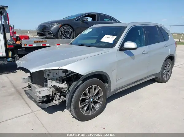 5UXKR2C32H0U23334 2017 BMW X5 - Image 2