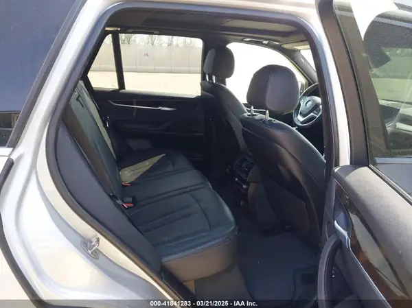 5UXKR2C32H0U23334 2017 BMW X5 - Image 8