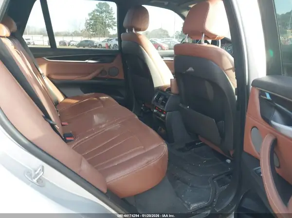 5UXKR2C32H0U23804 2017 BMW X5 - Image 8
