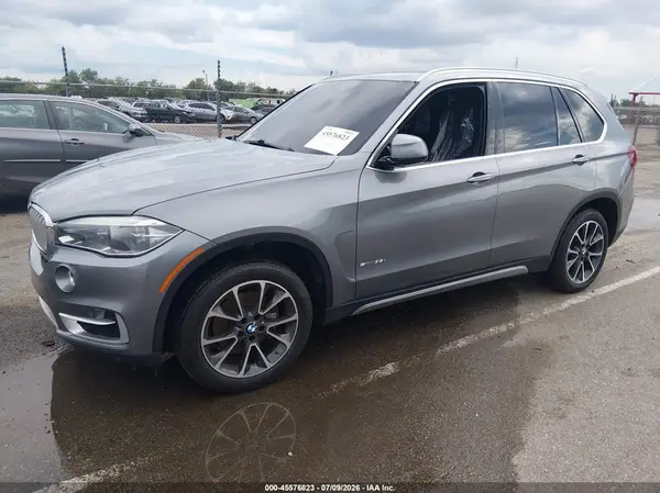 5UXKR2C32H0U24063 2017 BMW X5 - Image 2