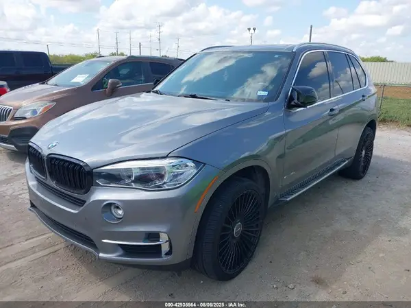 5UXKR2C32H0W44058 2017 BMW X5 - Image 2