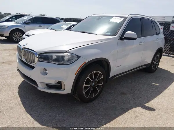 5UXKR2C32H0X03643 2017 BMW X5 - Image 2