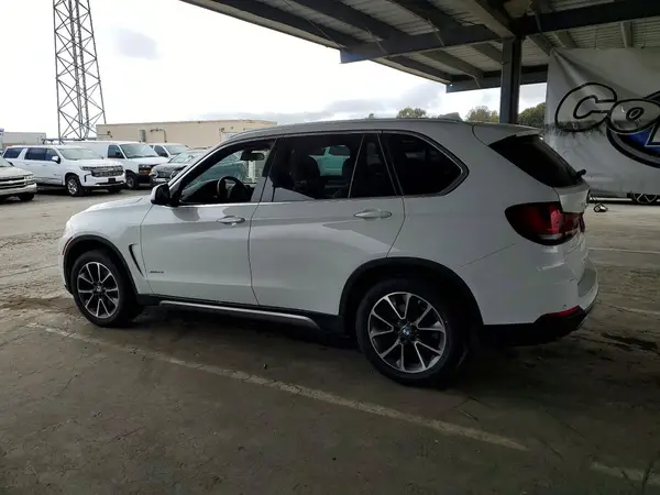 5UXKR2C32H0X04646 2017 BMW X5 - Image 2