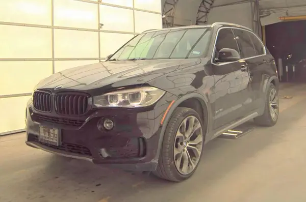 5UXKR2C33H0U21737 2017 BMW X5 - Image 2