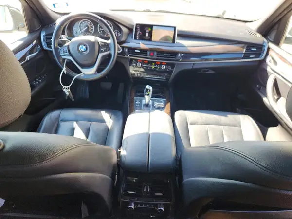 5UXKR2C33H0U23035 2017 BMW X5 - Image 8