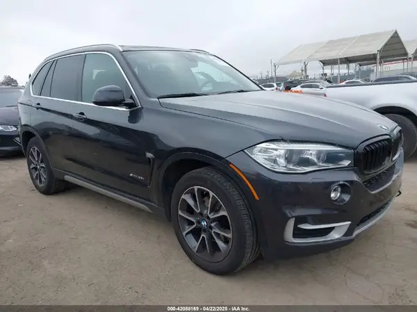5UXKR2C33H0U24122 2017 BMW X5 - Image 1