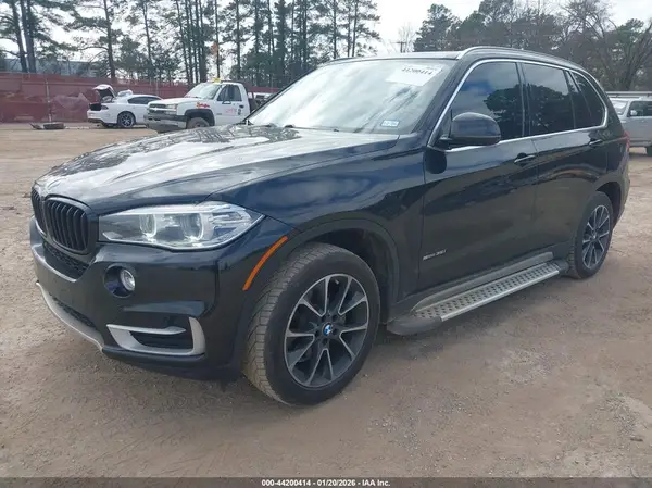 5UXKR2C33H0X03425 2017 BMW X5 - Image 2