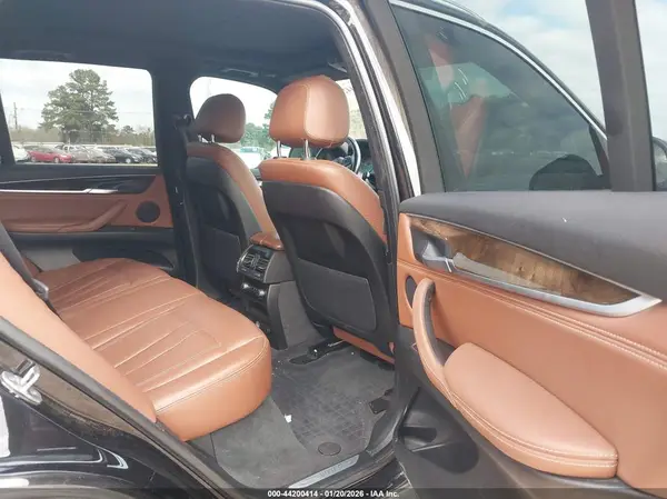 5UXKR2C33H0X03425 2017 BMW X5 - Image 8