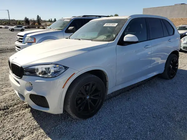 5UXKR2C33H0X03828 2017 BMW X5 - Image 1