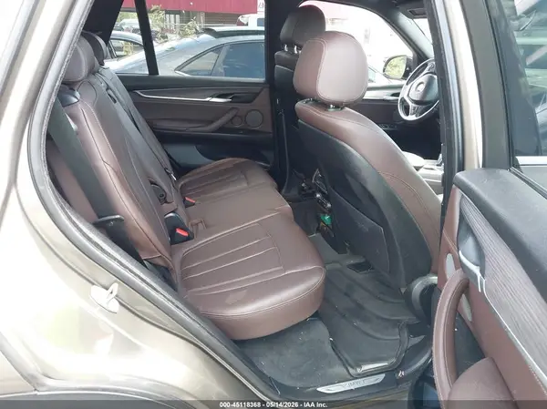 5UXKR2C33H0X04882 2017 BMW X5 - Image 8