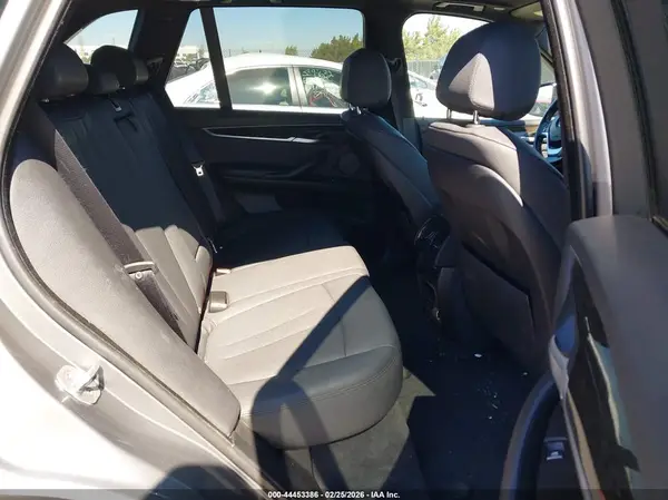 5UXKR2C33H0X04896 2017 BMW X5 - Image 8