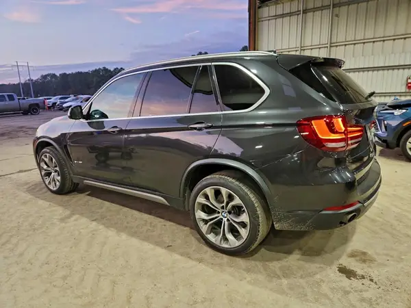 5UXKR2C33H0X05725 2017 BMW X5 - Image 2
