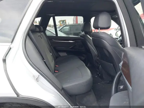 5UXKR2C34H0U21746 2017 BMW X5 - Image 8