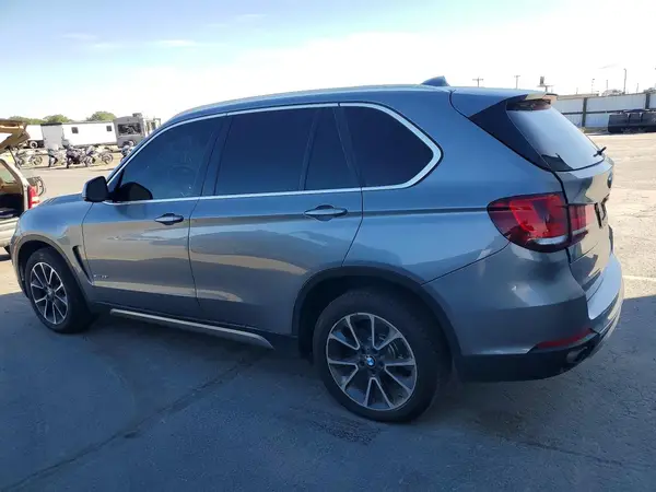 5UXKR2C34H0U21875 2017 BMW X5 - Image 2