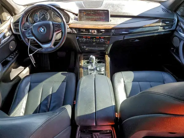5UXKR2C34H0U24369 2017 BMW X5 - Image 8