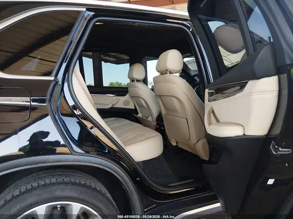 5UXKR2C34H0X06690 2017 BMW X5 - Image 8
