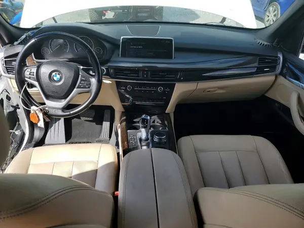 5UXKR2C35H0W43227 2017 BMW X5 - Image 8