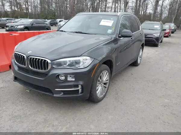 5UXKR2C35H0X03555 2017 BMW X5 - Image 2