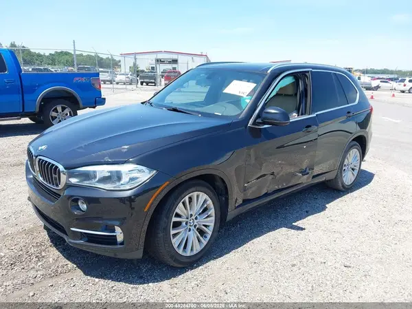 5UXKR2C35H0X03734 2017 BMW X5 - Image 2
