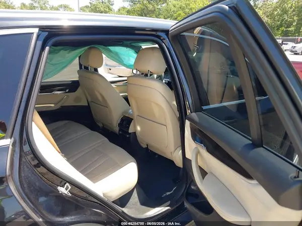 5UXKR2C35H0X03734 2017 BMW X5 - Image 8